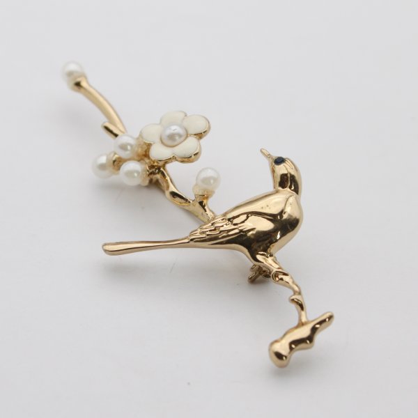 Elegant Bird & Flower Lapel Pins - Image 3
